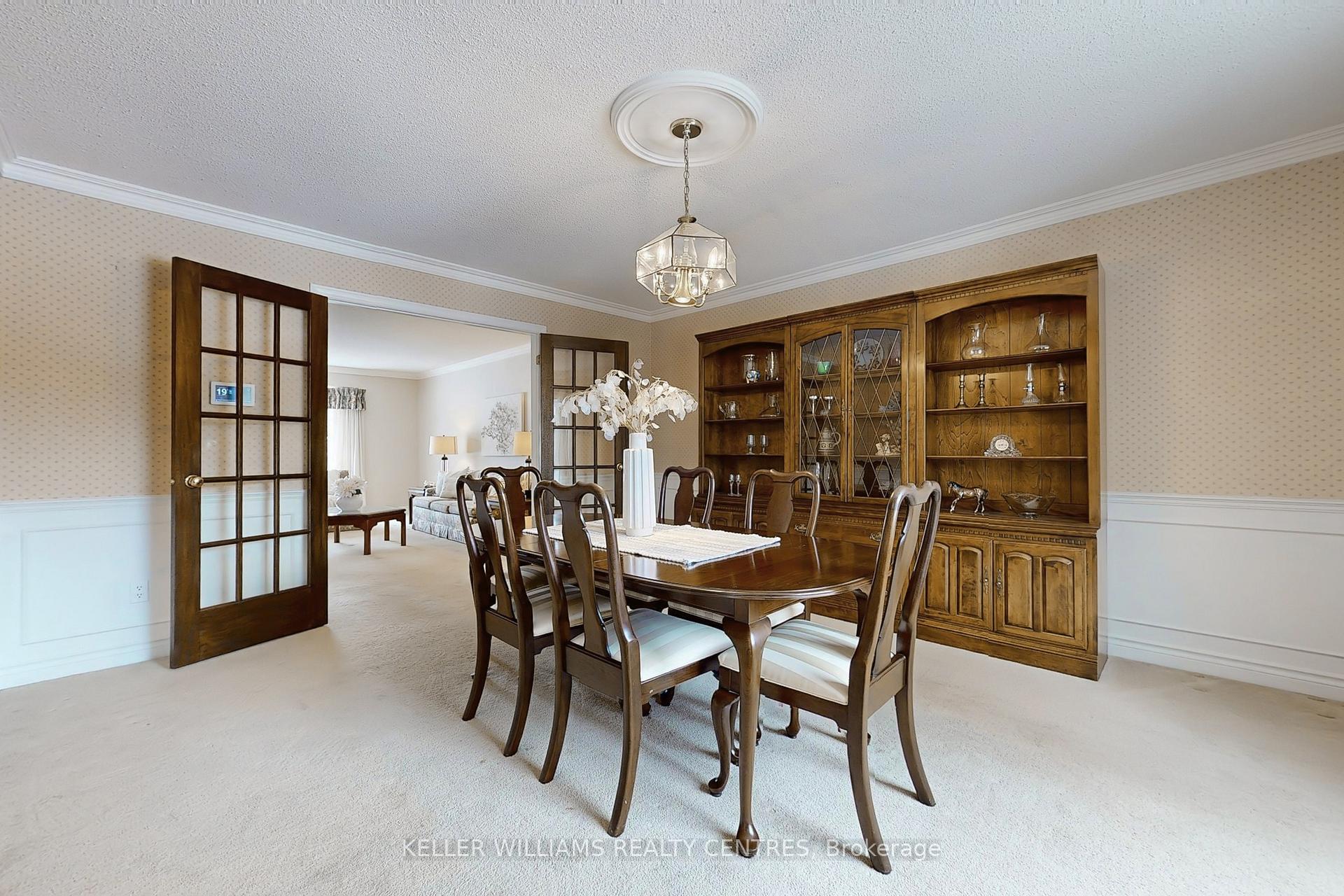 Photo 8 of 32 Petch Crescent, Aurora, Aurora Highlands — HOMEH