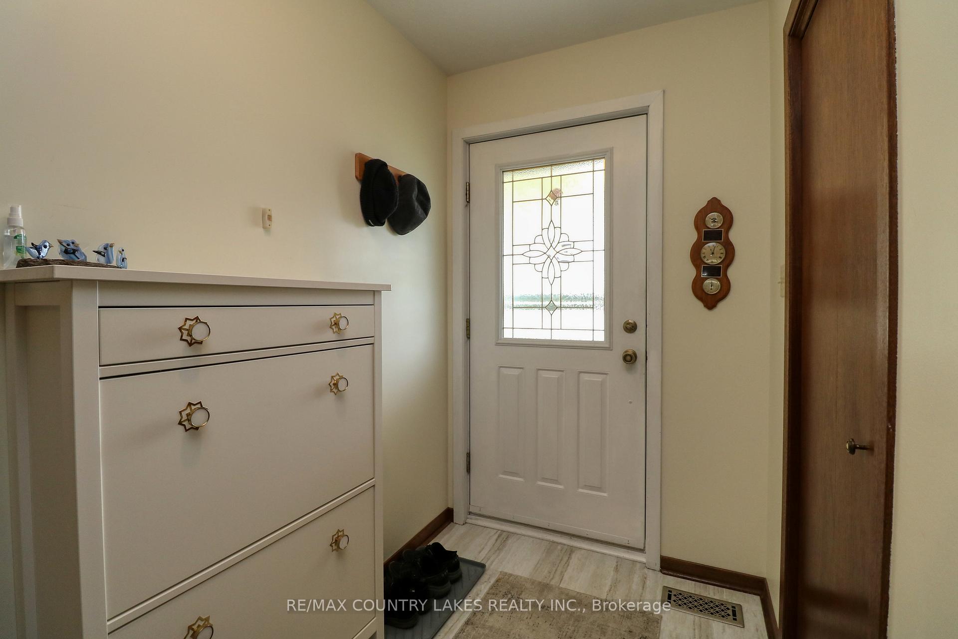 Photo 2 of 86 Beechwood Avenue, Brock, Beaverton — HOMEH