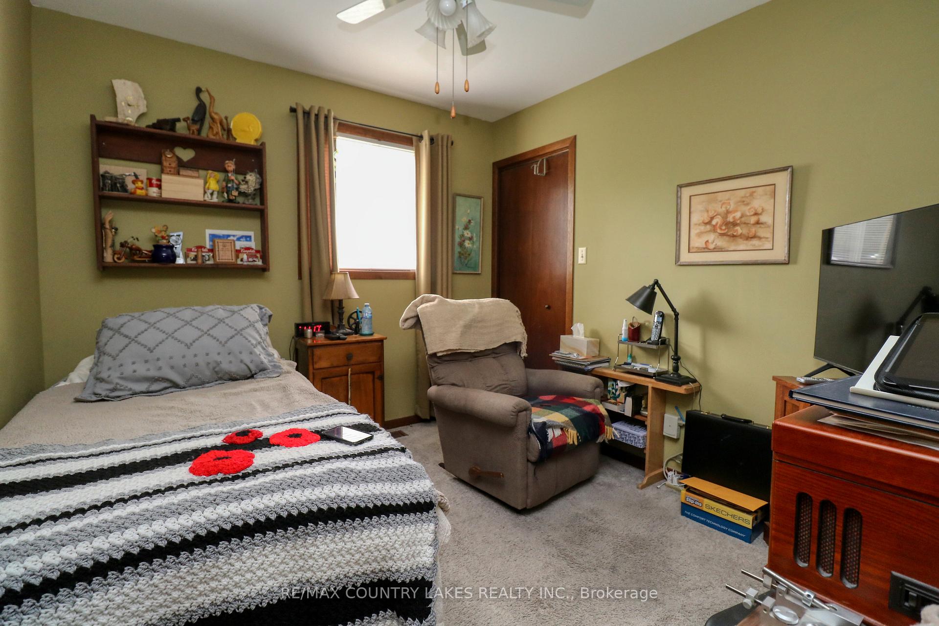 Photo 16 of 86 Beechwood Avenue, Brock, Beaverton — HOMEH