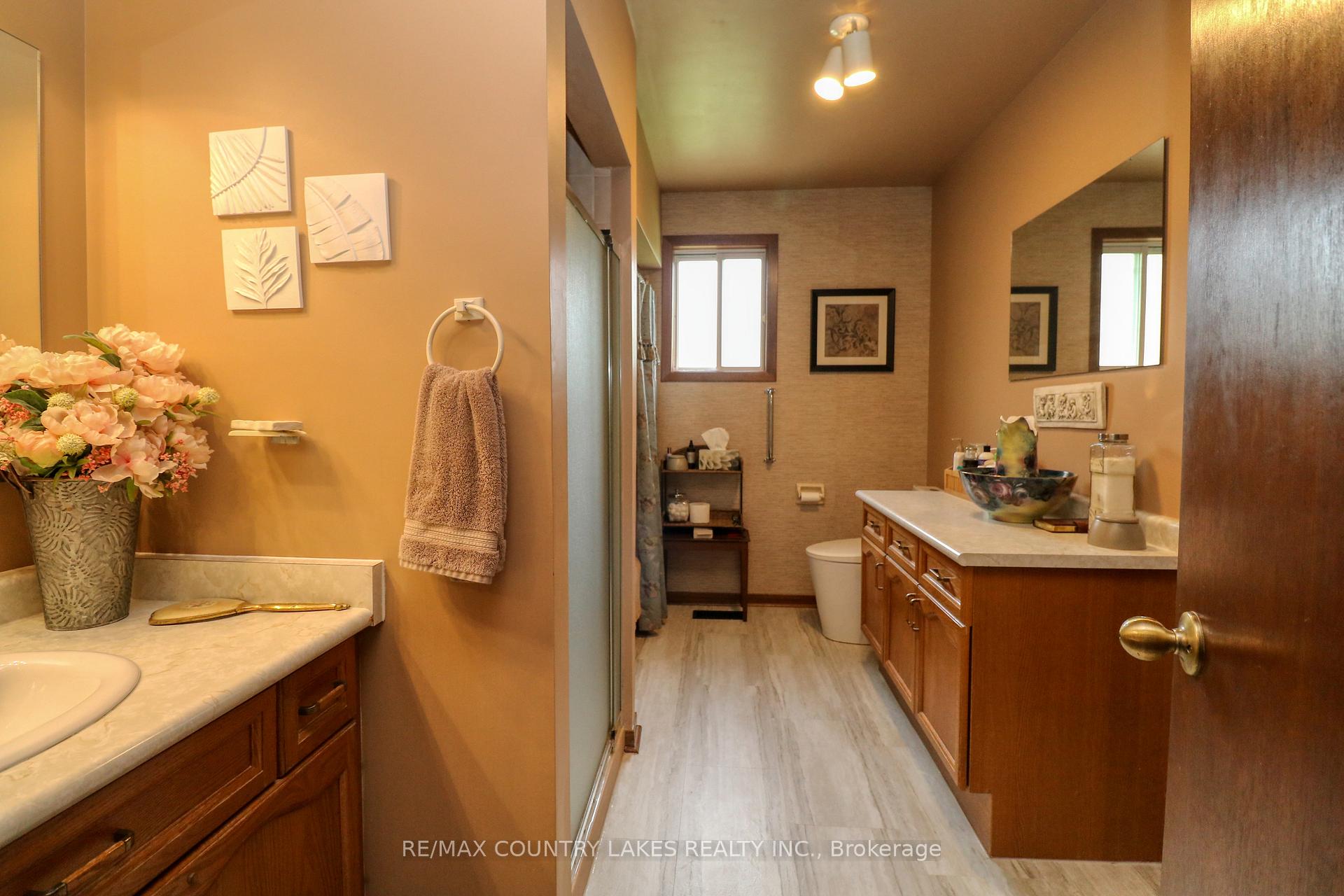 Photo 8 of 86 Beechwood Avenue, Brock, Beaverton — HOMEH