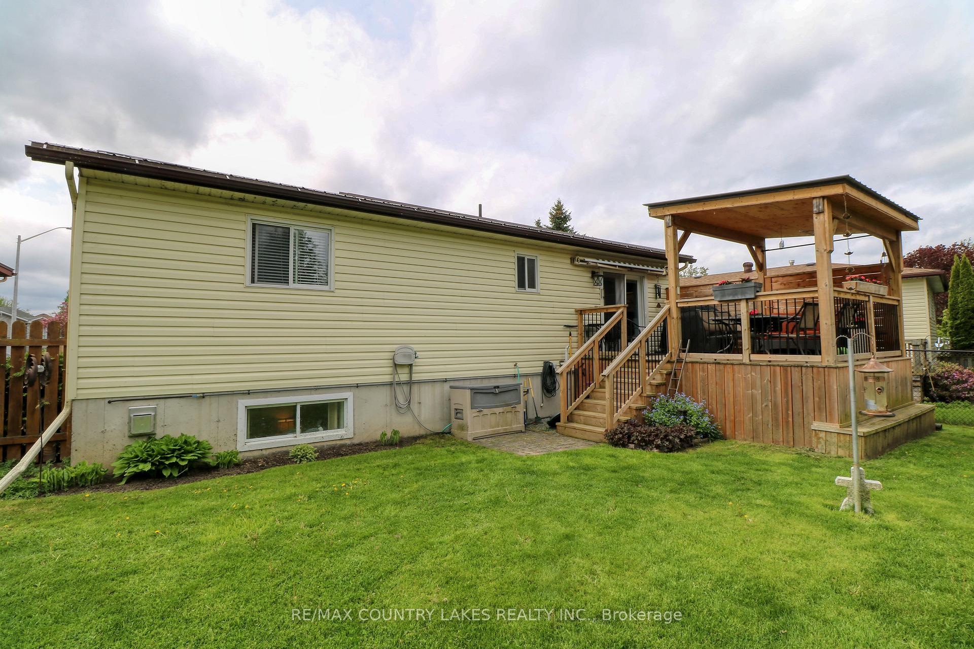 Photo 19 of 86 Beechwood Avenue, Brock, Beaverton — HOMEH
