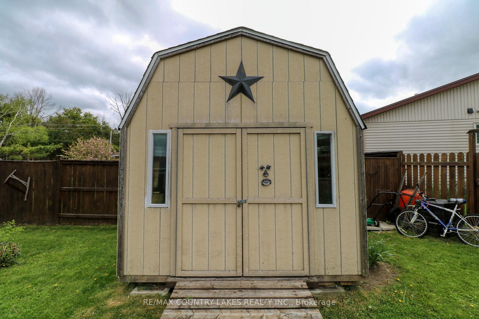 Photo 18 of 86 Beechwood Avenue, Brock, Beaverton — HOMEH