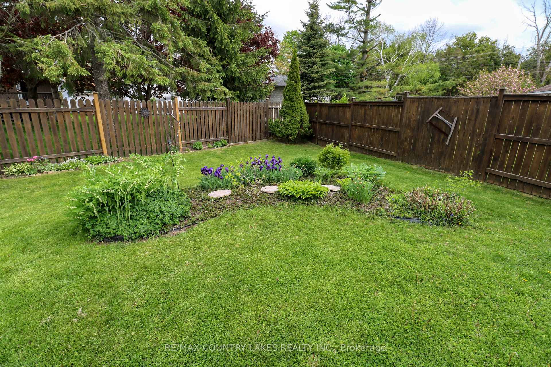 Photo 20 of 86 Beechwood Avenue, Brock, Beaverton — HOMEH