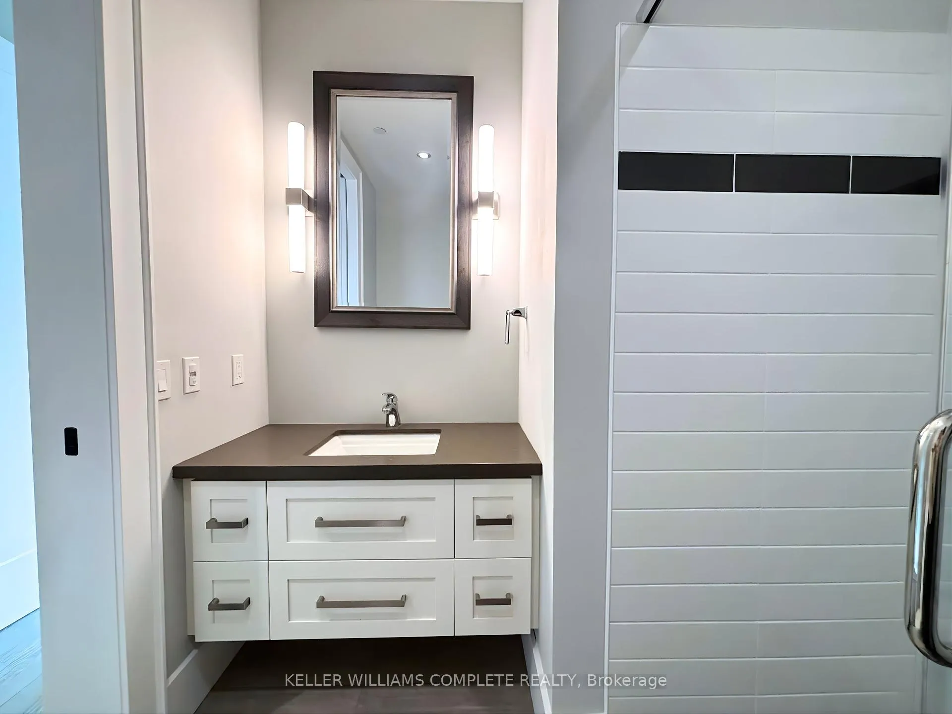 Photo 19 of Unit PH4, 181 James Street N, Hamilton, Central — HOMEH