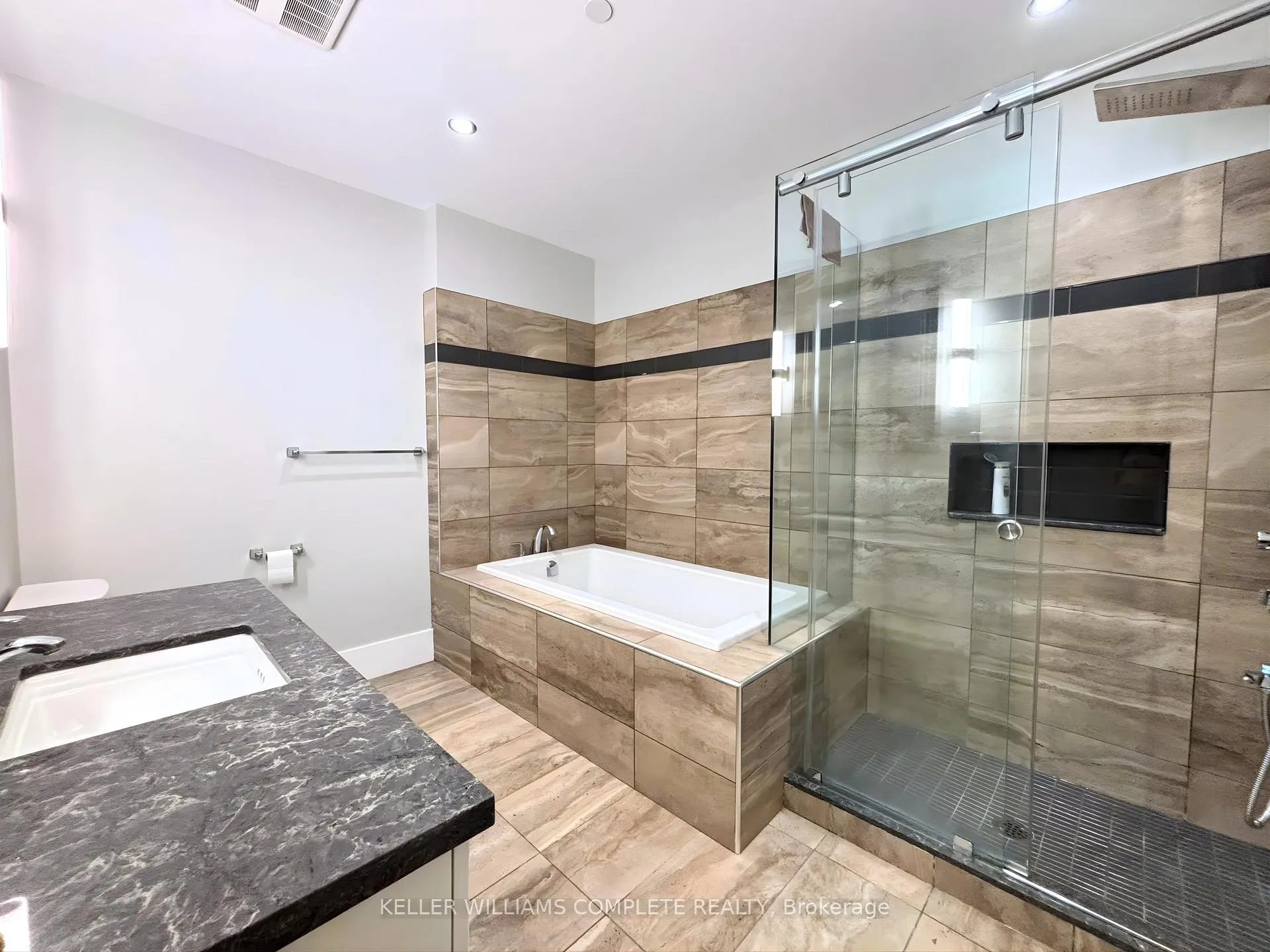 Photo 26 of Unit PH4, 181 James Street N, Hamilton, Central — HOMEH