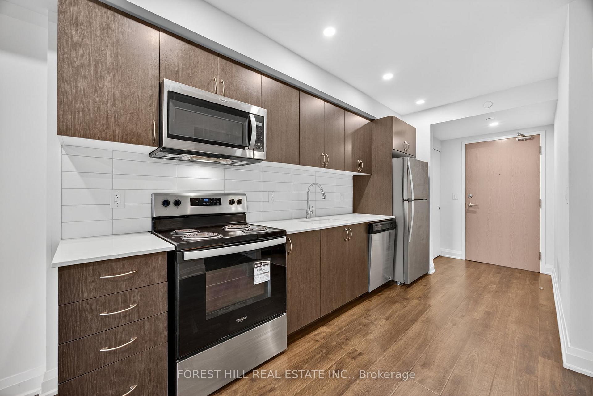Photo 6 of Unit 305, 58 Lakeside Terrace, Barrie, Little Lake — HOMEH