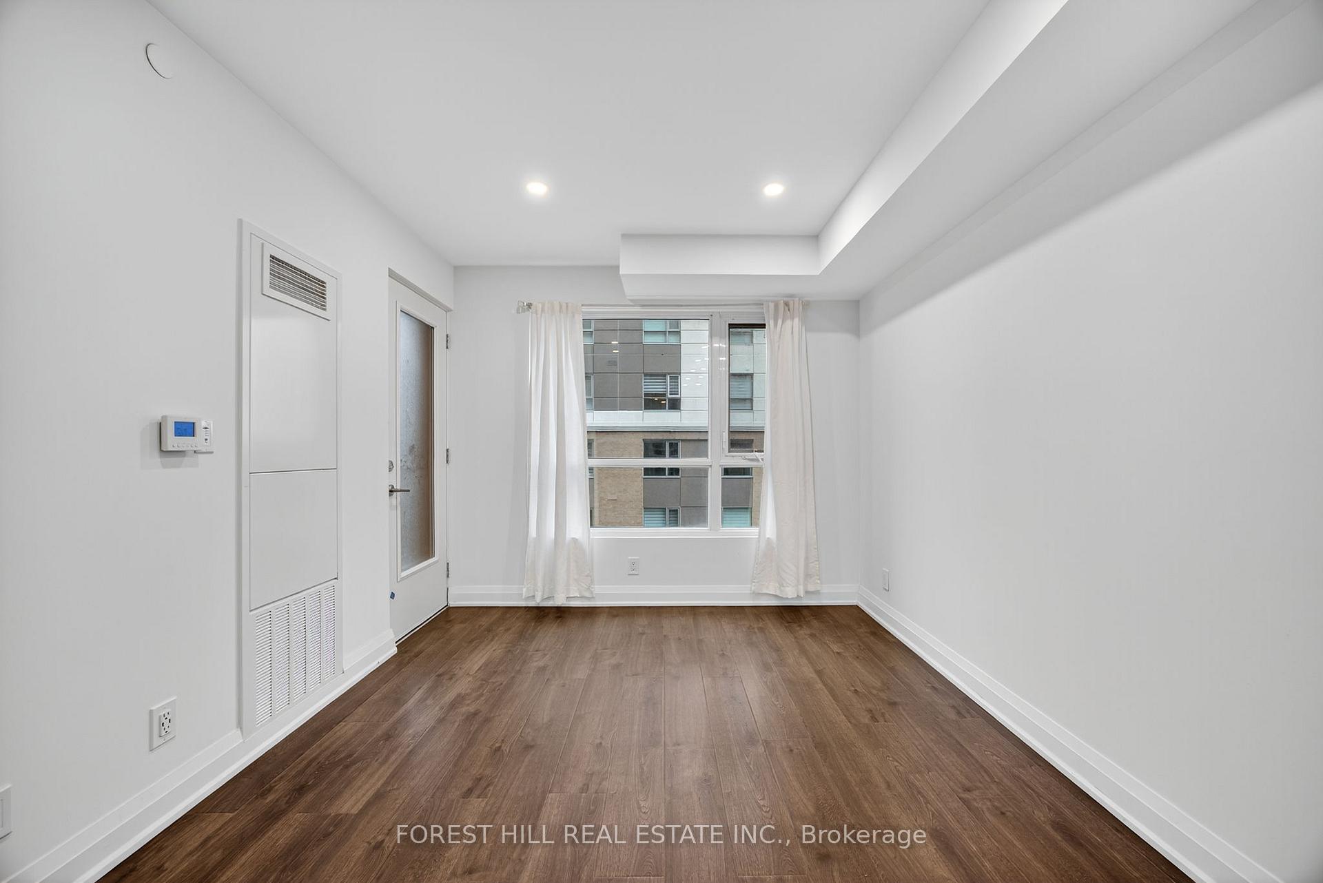 Photo 10 of Unit 305, 58 Lakeside Terrace, Barrie, Little Lake — HOMEH