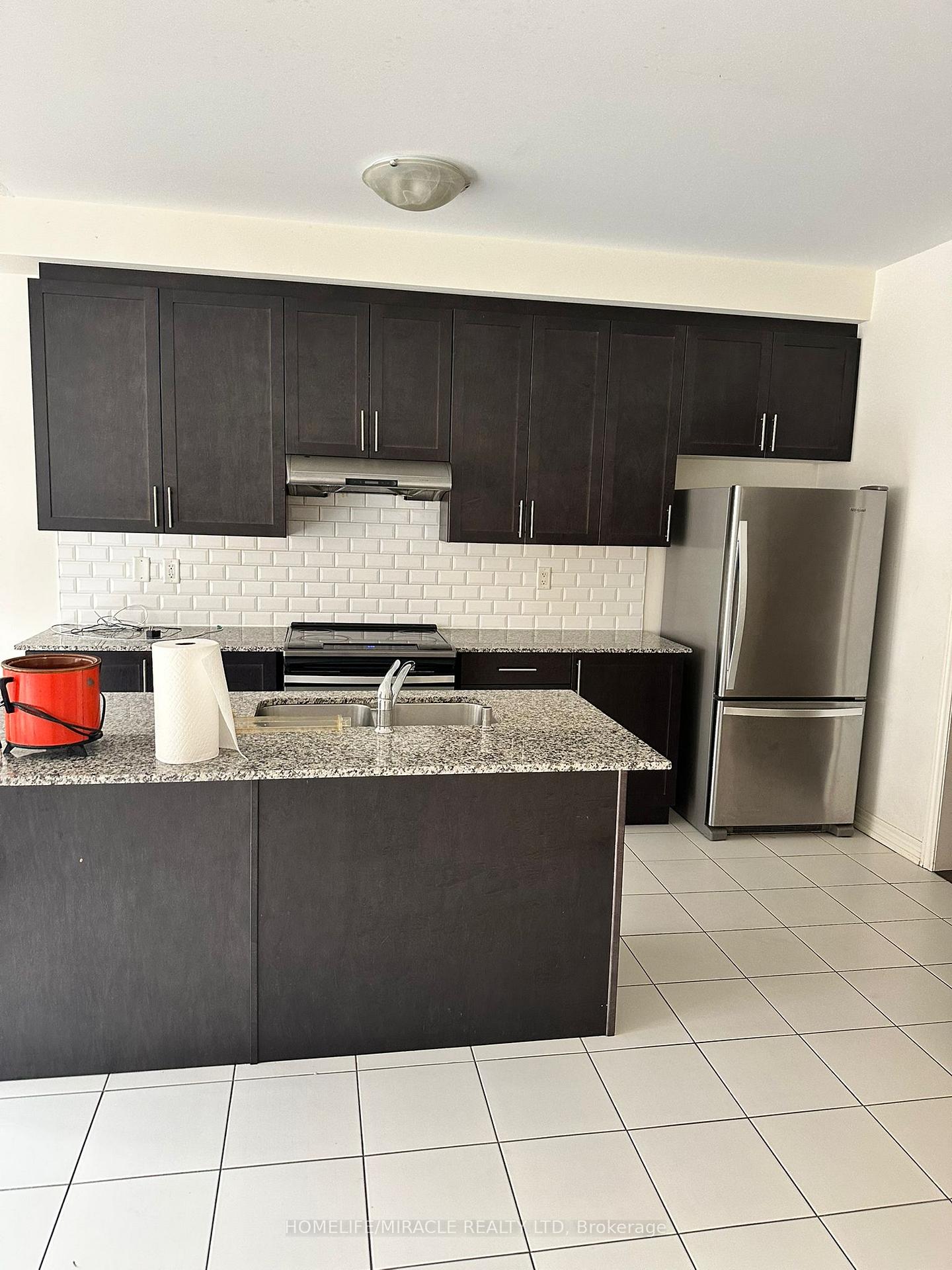 Photo 7 of 91 Adventura Road, Brampton, Northwest Brampton — HOMEH