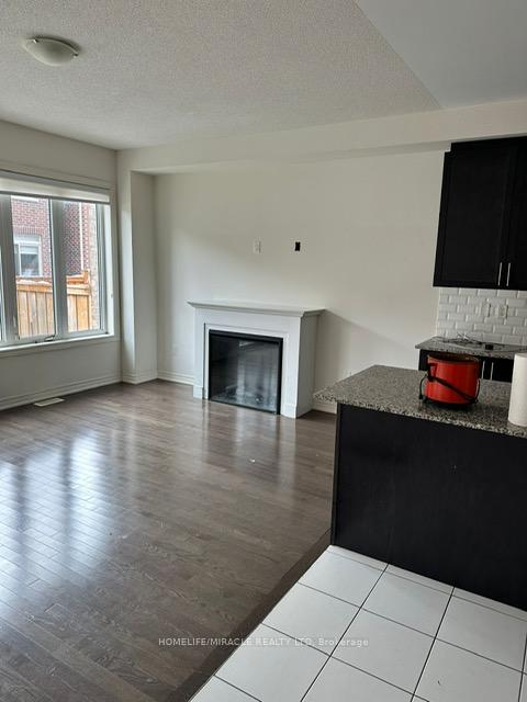 Photo 5 of 91 Adventura Road, Brampton, Northwest Brampton — HOMEH