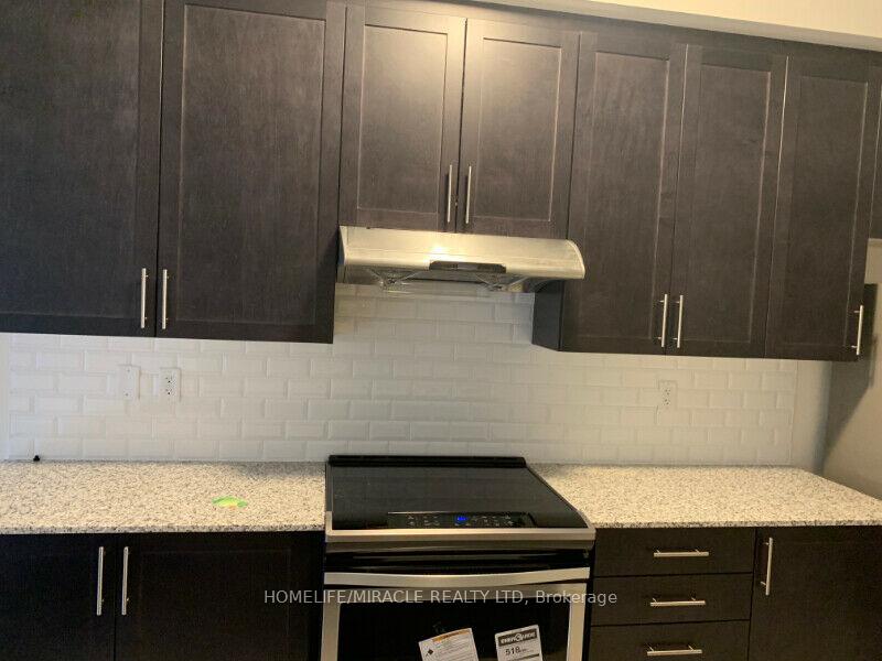 Photo 11 of 91 Adventura Road, Brampton, Northwest Brampton — HOMEH