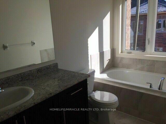 Photo 13 of 91 Adventura Road, Brampton, Northwest Brampton — HOMEH