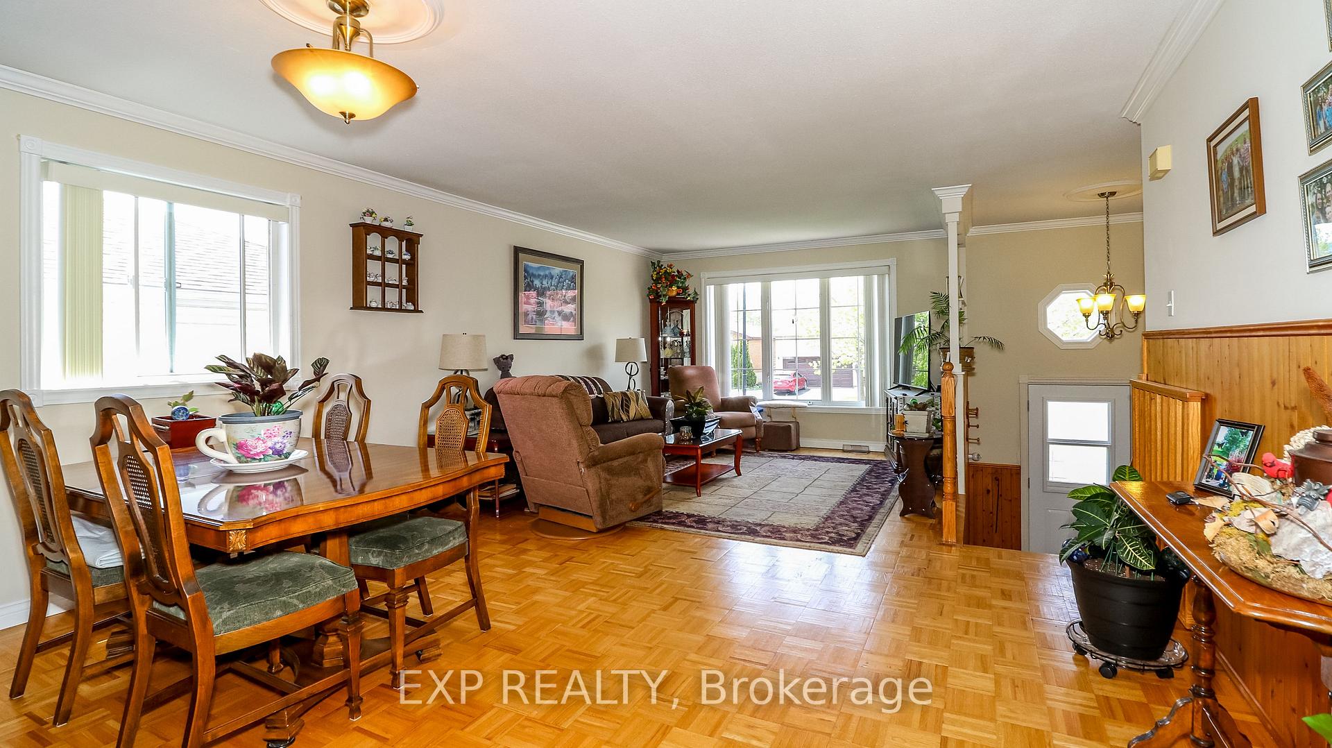 Photo 18 of 13 O'Shaughnessy Crescent, Barrie, Holly — HOMEH