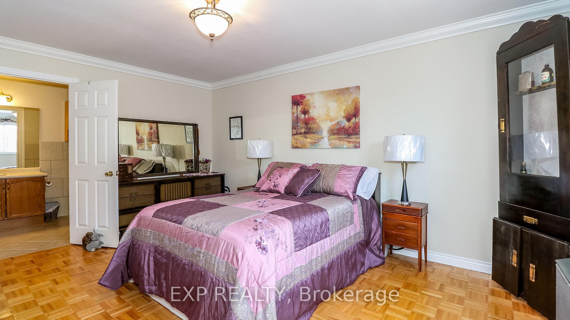 Photo 25 of 13 O'Shaughnessy Crescent, Barrie, Holly — HOMEH