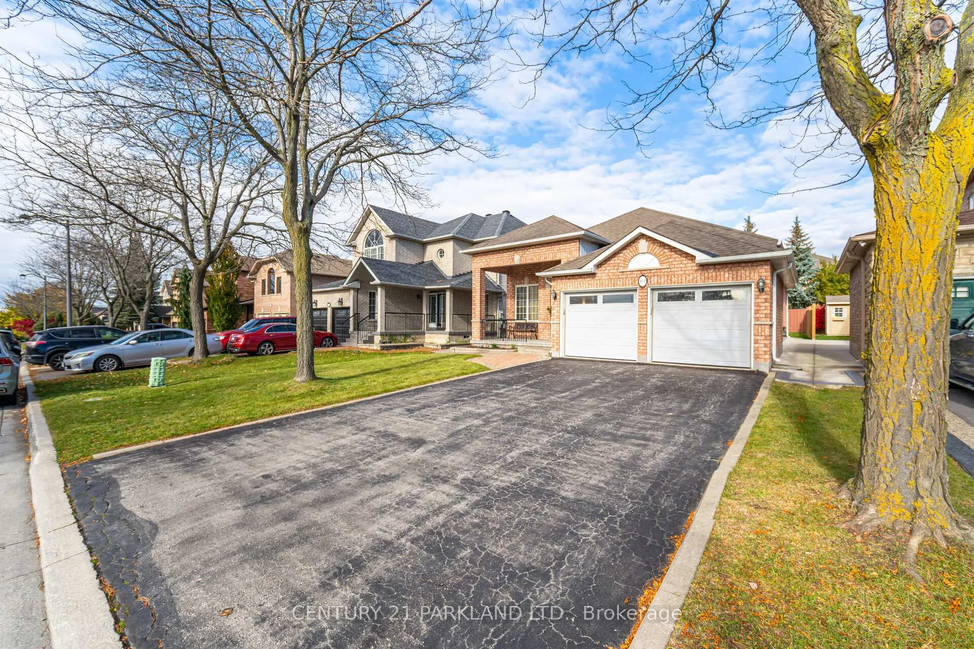 Photo 9 of 101 Cachet Hill Crescent, Vaughan, Sonoma Heights — HOMEH