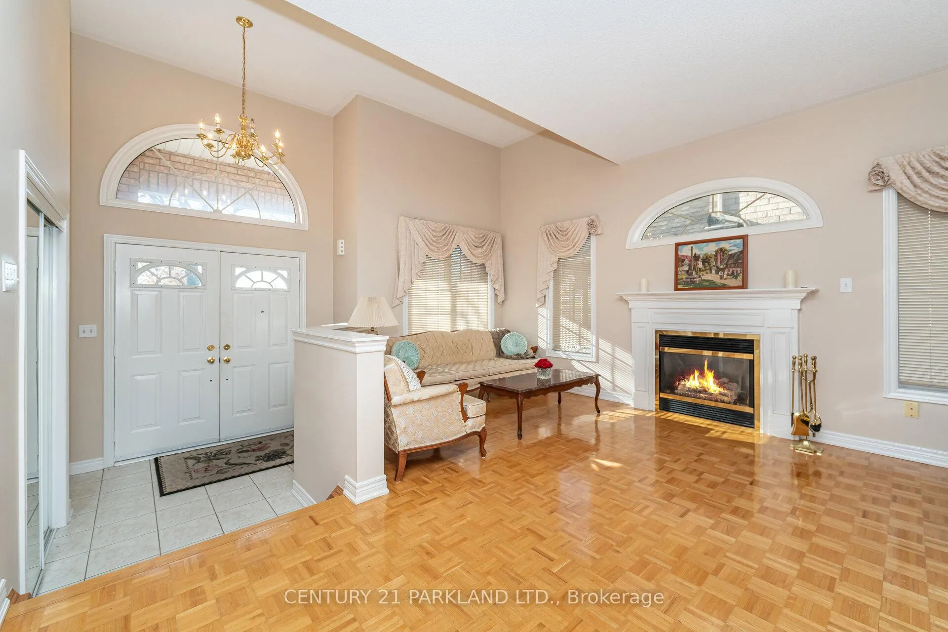 Photo 15 of 101 Cachet Hill Crescent, Vaughan, Sonoma Heights — HOMEH