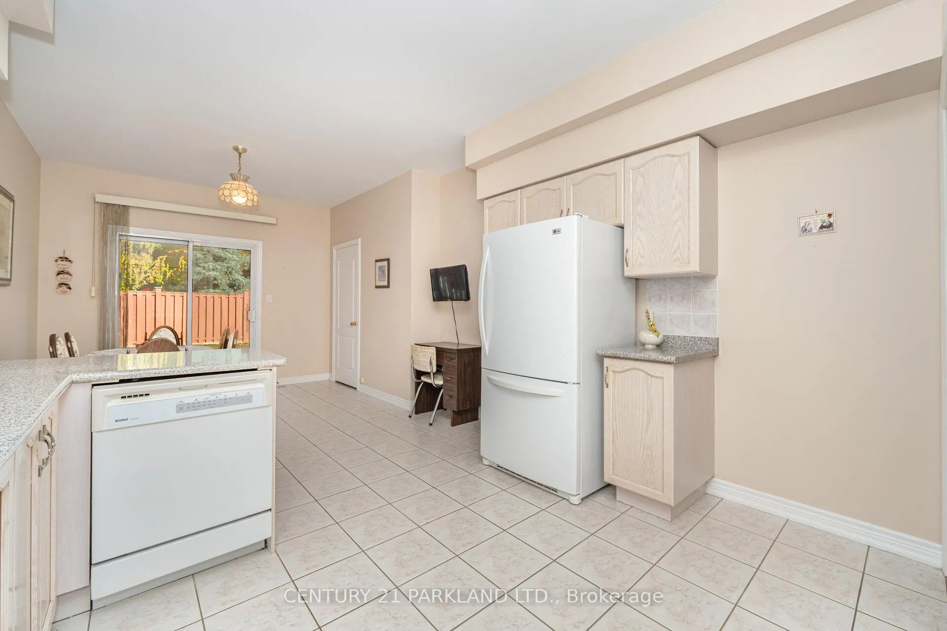 Photo 38 of 101 Cachet Hill Crescent, Vaughan, Sonoma Heights — HOMEH