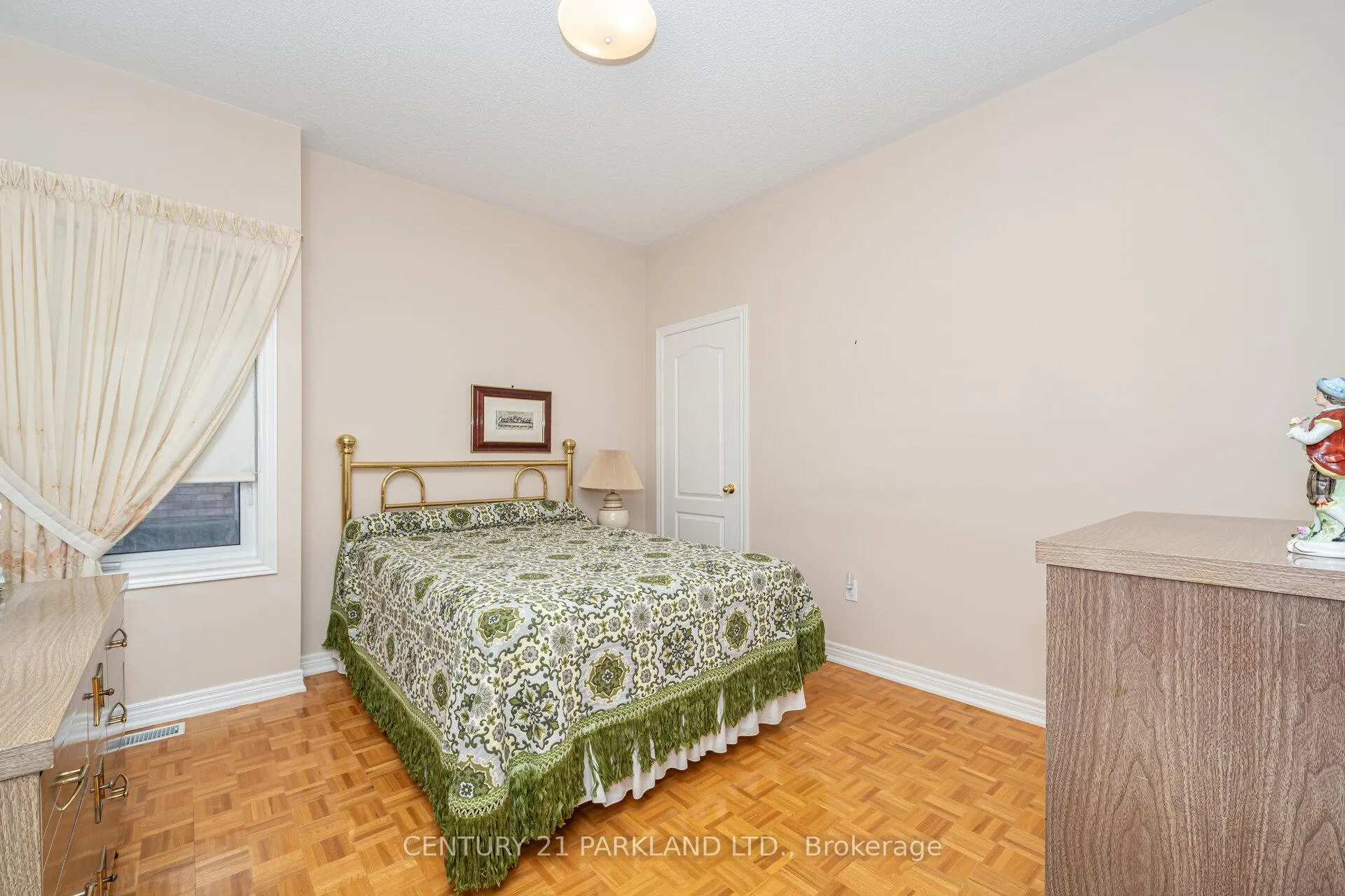 Photo 63 of 101 Cachet Hill Crescent, Vaughan, Sonoma Heights — HOMEH