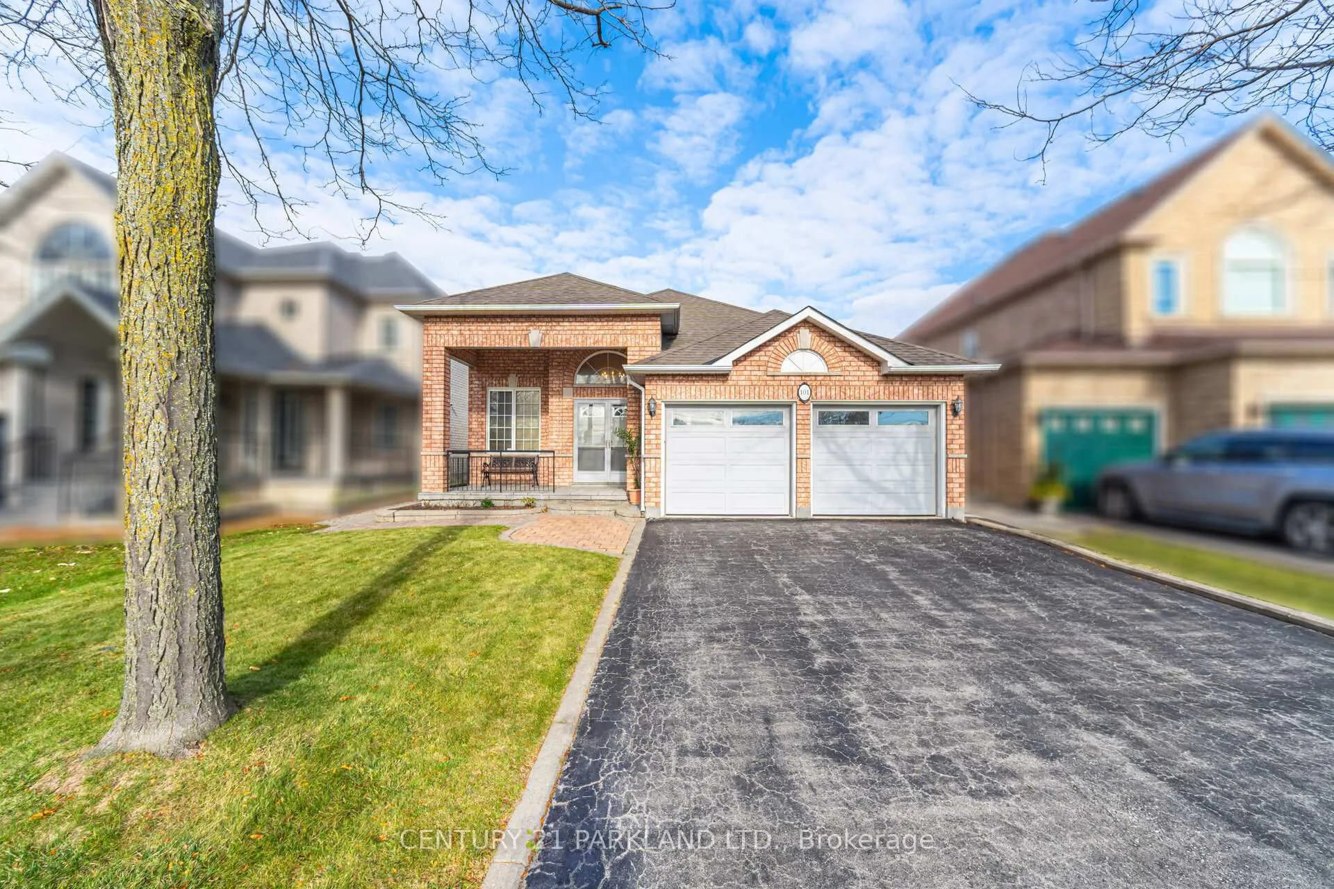 Photo 105 of 101 Cachet Hill Crescent, Vaughan, Sonoma Heights — HOMEH