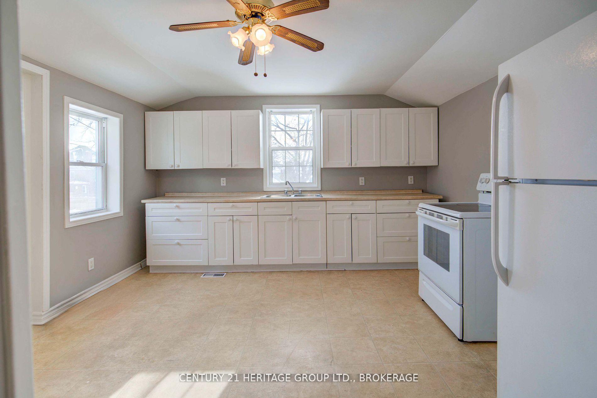 Photo 3 of 243 King Street E, Gananoque — HOMEH