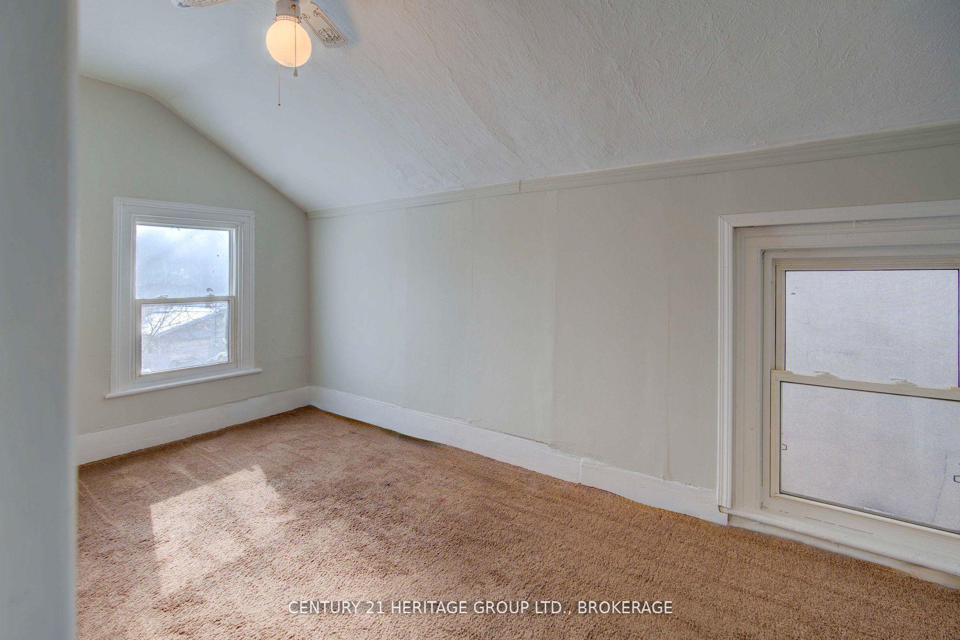 Photo 9 of 243 King Street E, Gananoque — HOMEH