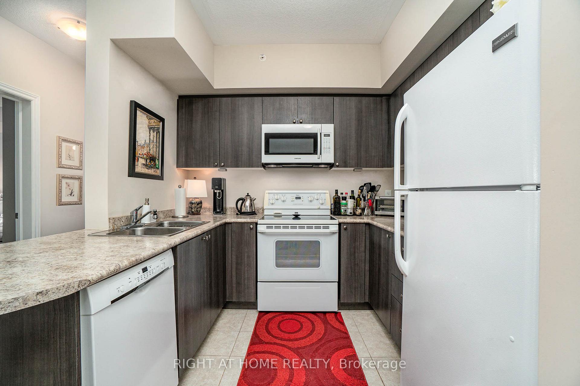 Photo 5 of Unit 305, 5 Greenwich Street, Barrie, Ardagh — HOMEH
