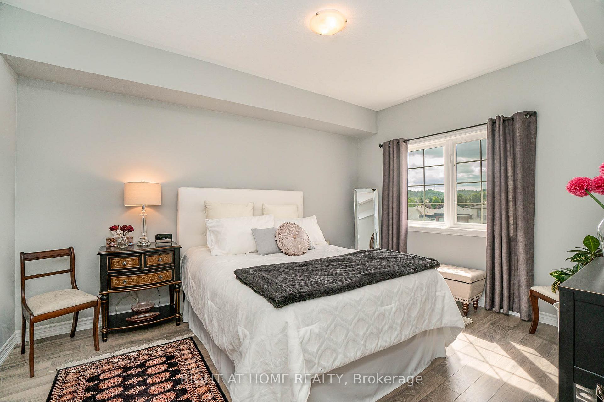 Photo 14 of Unit 305, 5 Greenwich Street, Barrie, Ardagh — HOMEH