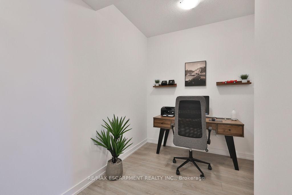 Photo 14 of Unit 607, 450 Dundas Street E, Hamilton, Waterdown — HOMEH