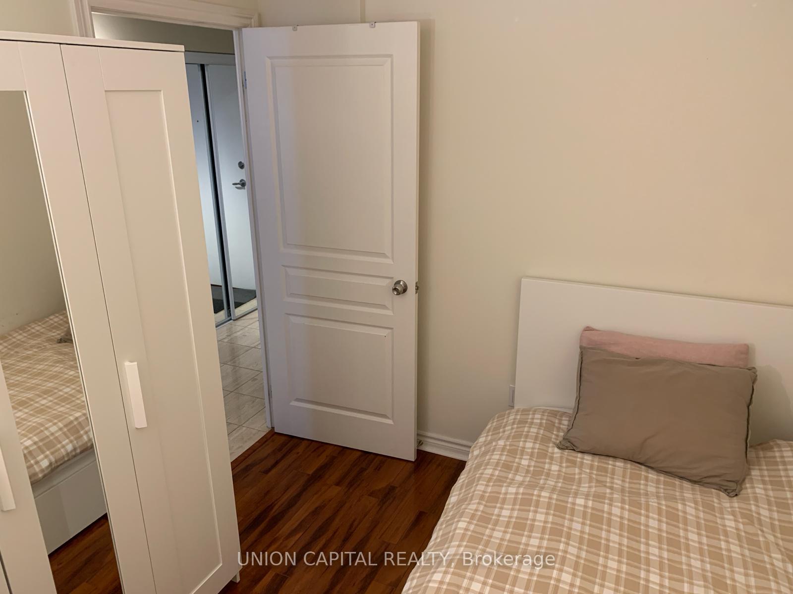 Photo 11 of Unit 1205, 801 Bay Street, Toronto, Bay Street Corridor — HOMEH