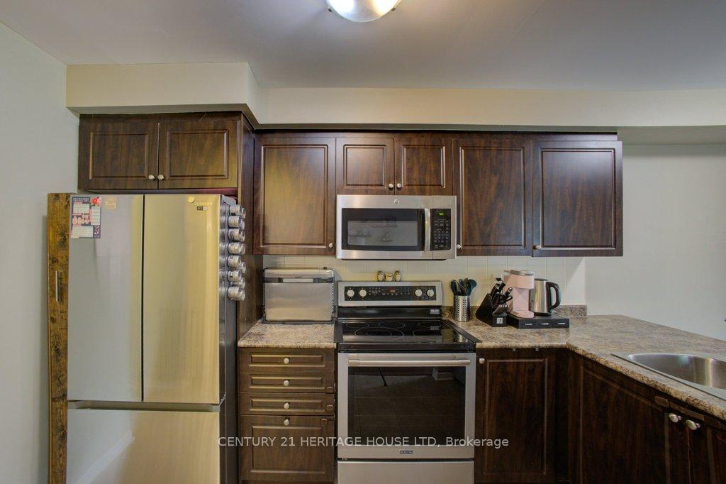 Photo 9 of 70 Duncan Avenue, Brant, Brantford Twp — HOMEH