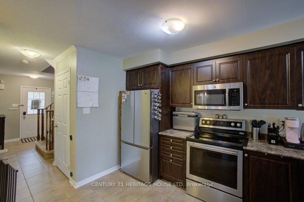 Photo 11 of 70 Duncan Avenue, Brant, Brantford Twp — HOMEH