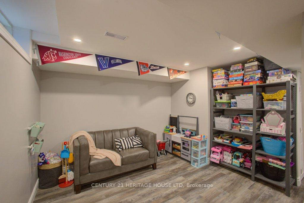 Photo 29 of 70 Duncan Avenue, Brant, Brantford Twp — HOMEH