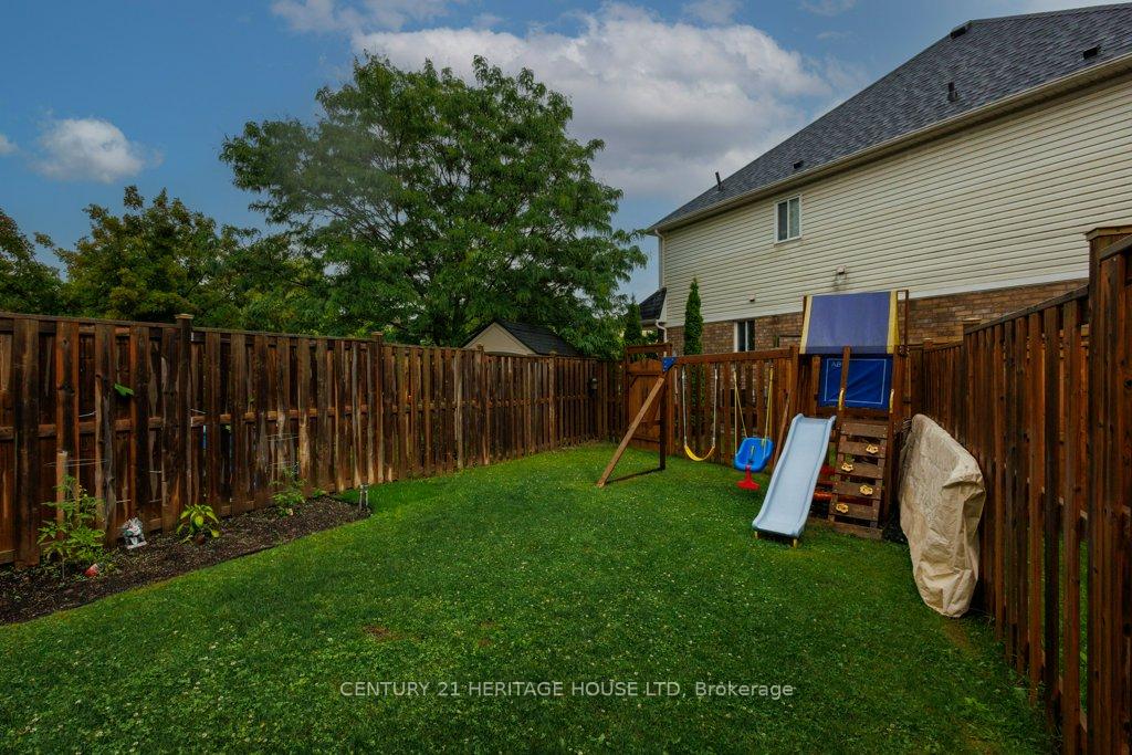 Photo 34 of 70 Duncan Avenue, Brant, Brantford Twp — HOMEH