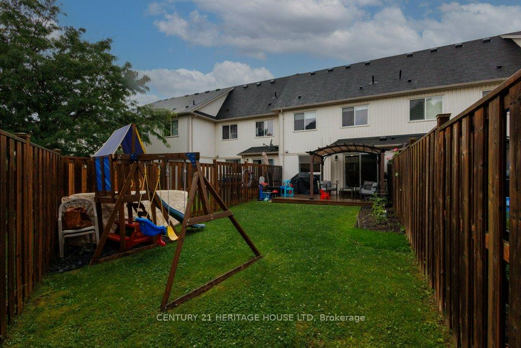 Photo 38 of 70 Duncan Avenue, Brant, Brantford Twp — HOMEH