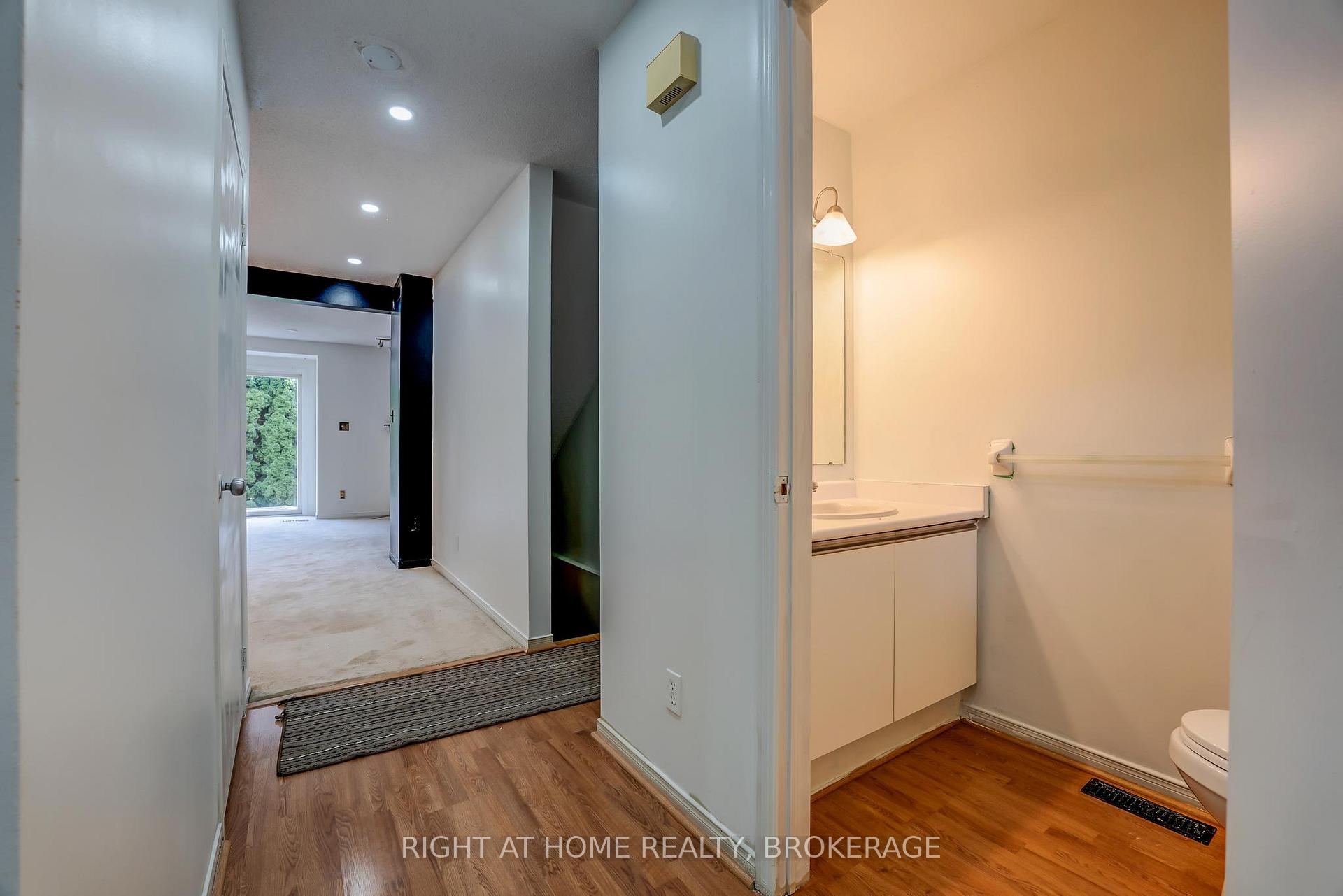 Photo 9 of Unit 15, 55 Kerman Avenue E, Grimsby, Grimsby West — HOMEH