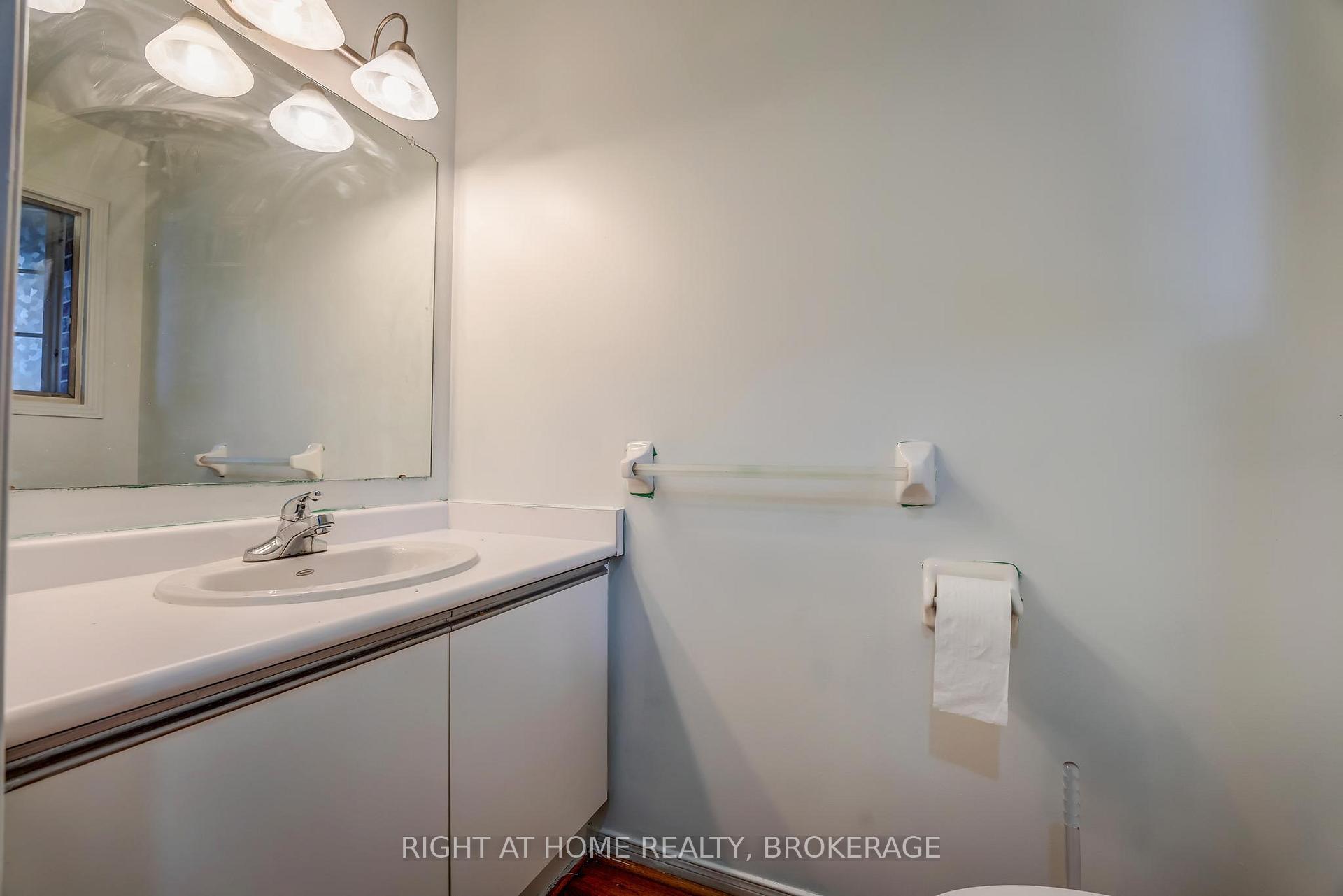 Photo 10 of Unit 15, 55 Kerman Avenue E, Grimsby, Grimsby West — HOMEH