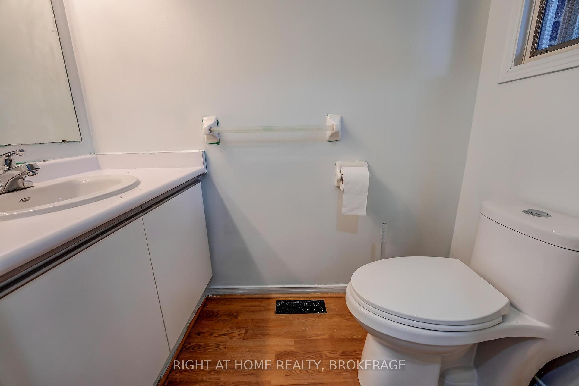 Photo 11 of Unit 15, 55 Kerman Avenue E, Grimsby, Grimsby West — HOMEH