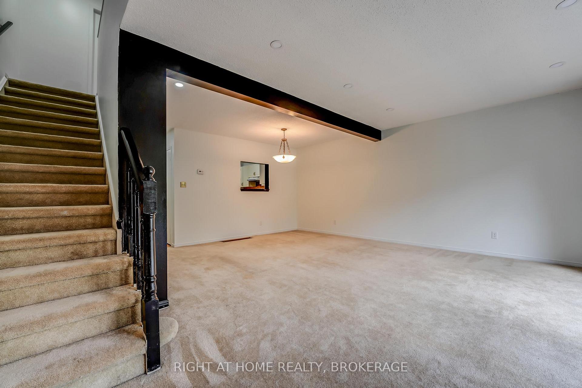 Photo 14 of Unit 15, 55 Kerman Avenue E, Grimsby, Grimsby West — HOMEH