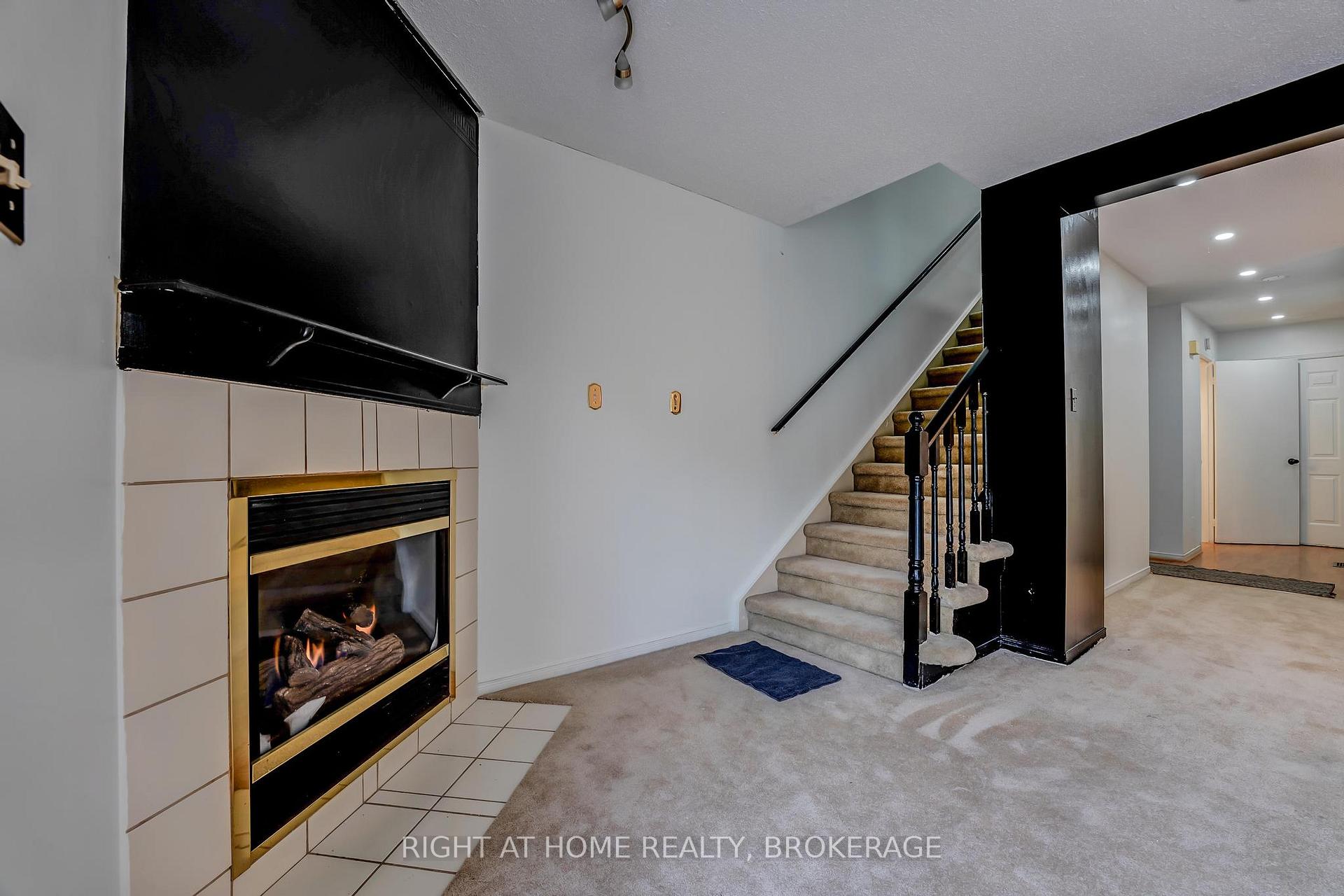 Photo 18 of Unit 15, 55 Kerman Avenue E, Grimsby, Grimsby West — HOMEH