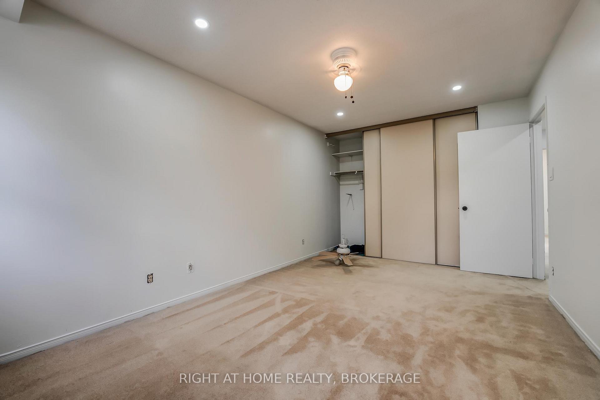 Photo 24 of Unit 15, 55 Kerman Avenue E, Grimsby, Grimsby West — HOMEH