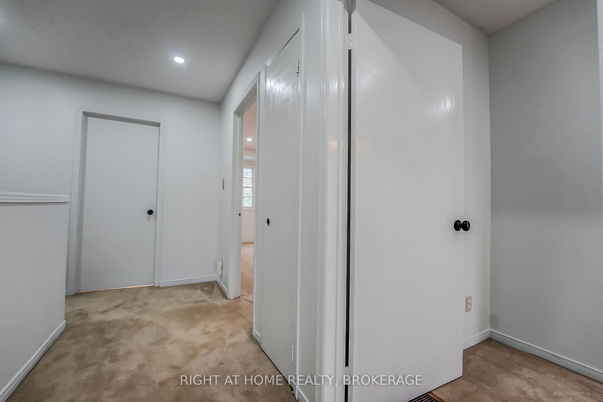 Photo 31 of Unit 15, 55 Kerman Avenue E, Grimsby, Grimsby West — HOMEH