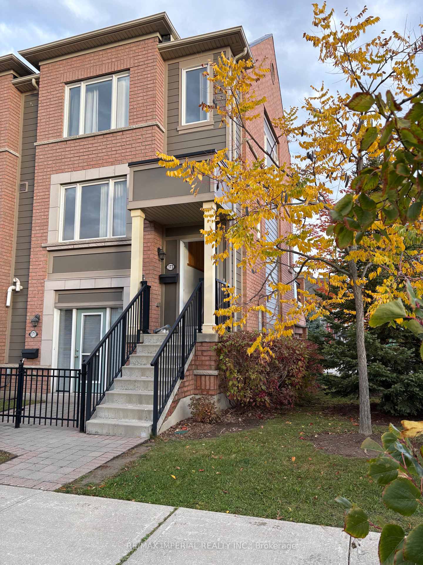 Front of Unit 54, 173 Lewis Honey Drive