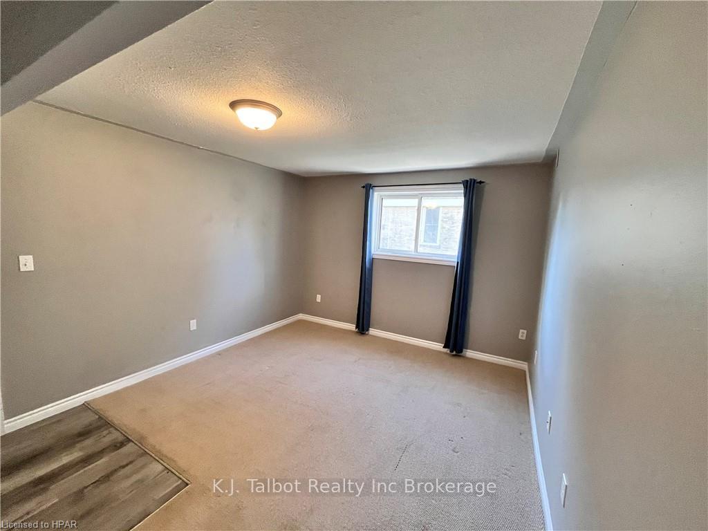 Photo 4 of Unit 1, 54 High Street, Huron East, Seaforth — HOMEH