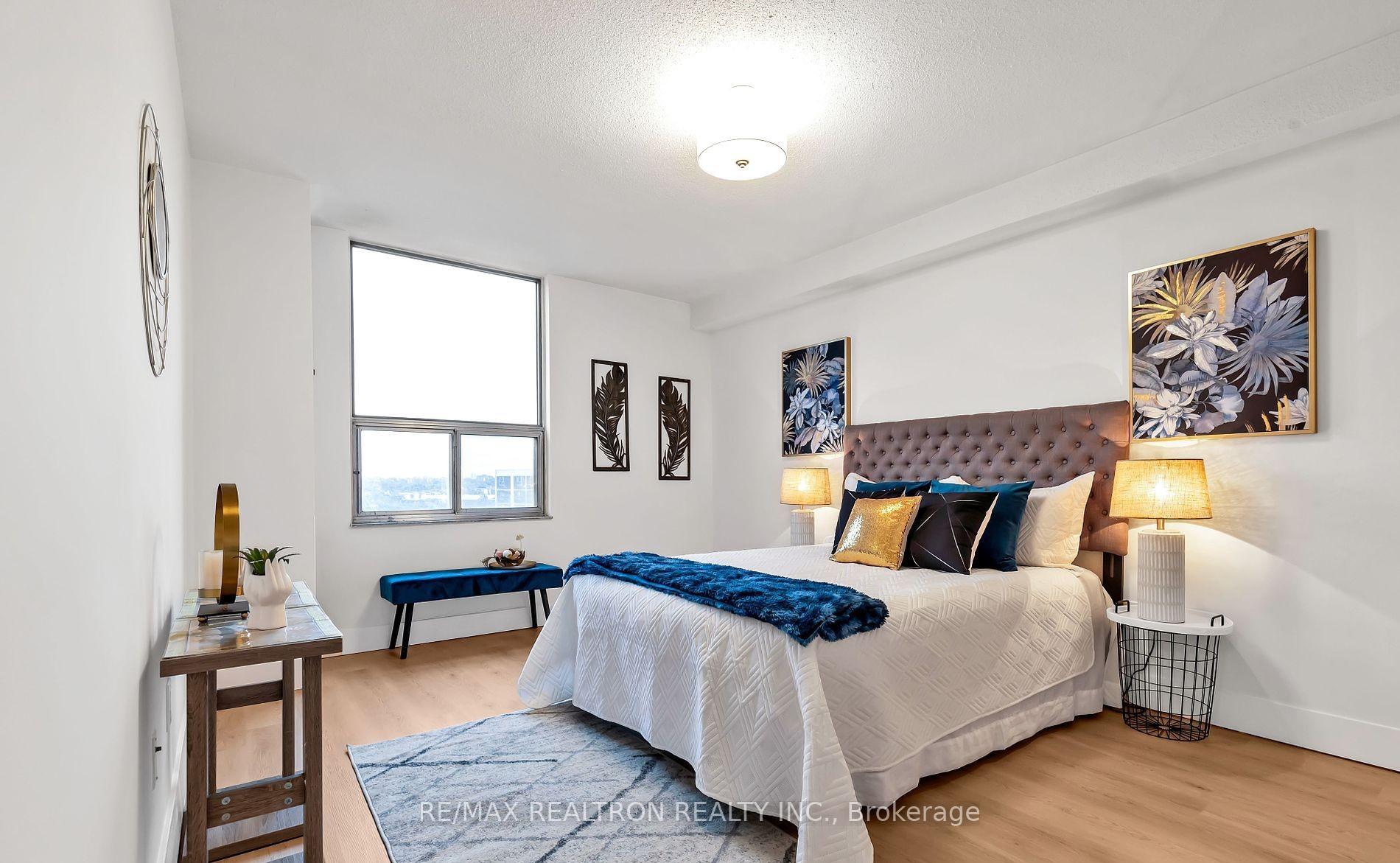 Photo 13 of Unit 1912, 10 Edgecliffe Golfway, Toronto, Flemingdon Park — HOMEH