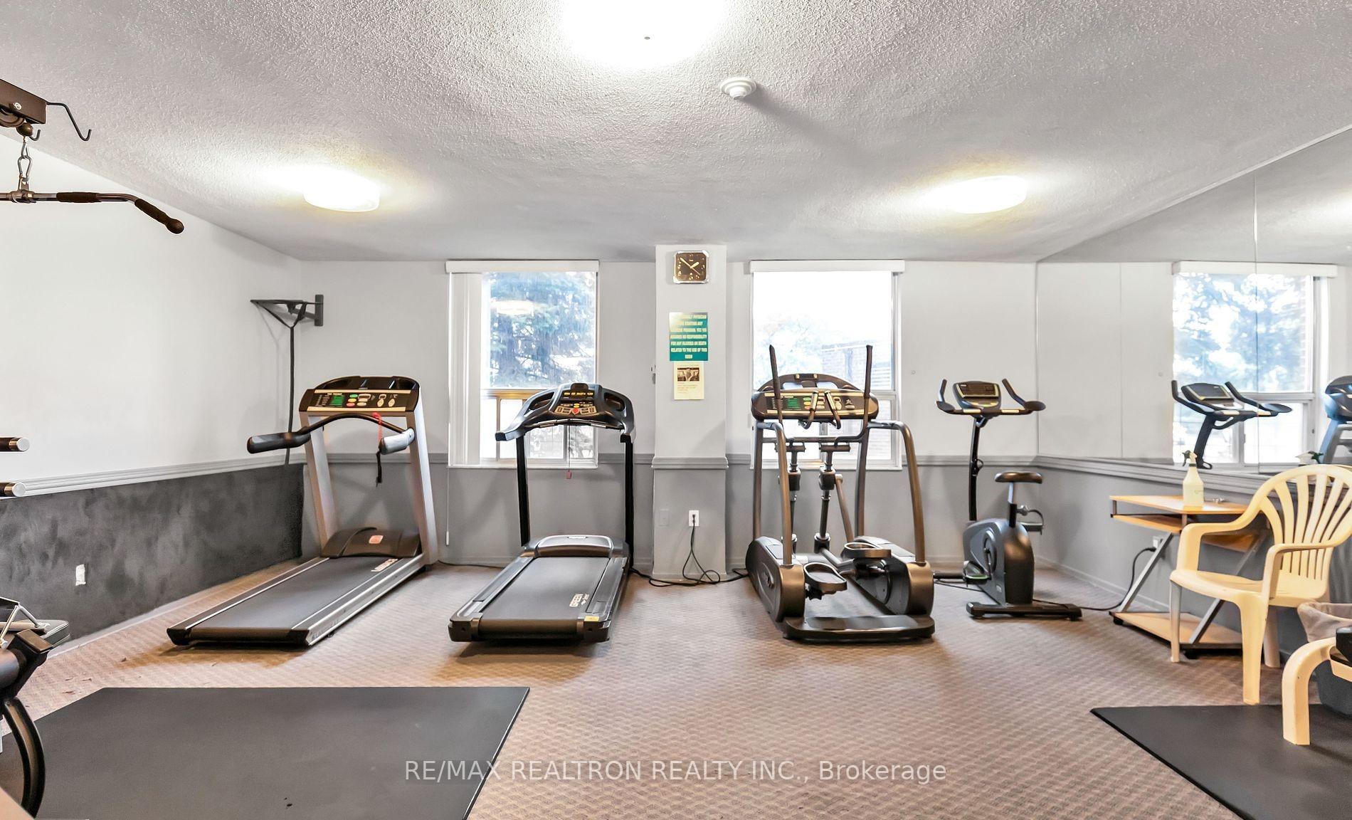 Photo 23 of Unit 1912, 10 Edgecliffe Golfway, Toronto, Flemingdon Park — HOMEH