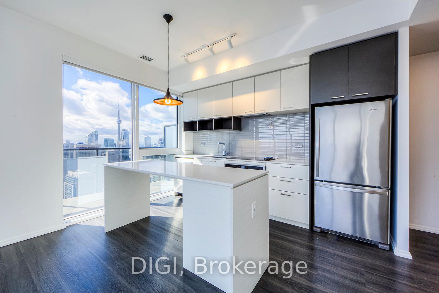 Front of Unit 4305, 55 Gerrard Street W