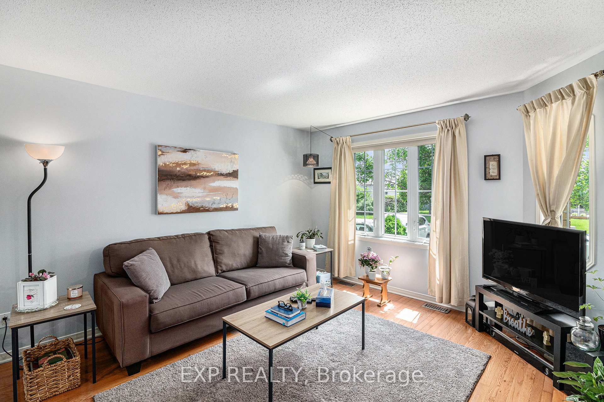 Photo 5 of 401 Flora Street, Carleton Place — HOMEH