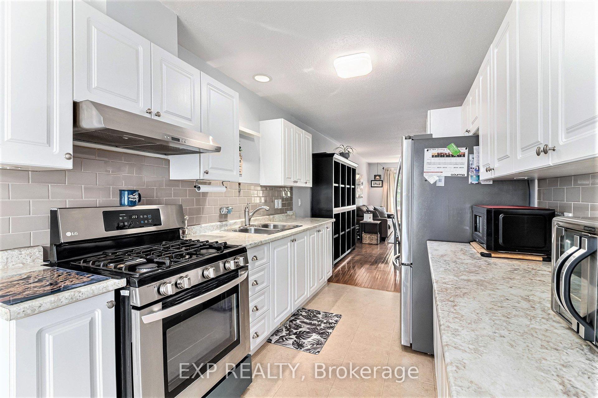 Photo 11 of 401 Flora Street, Carleton Place — HOMEH