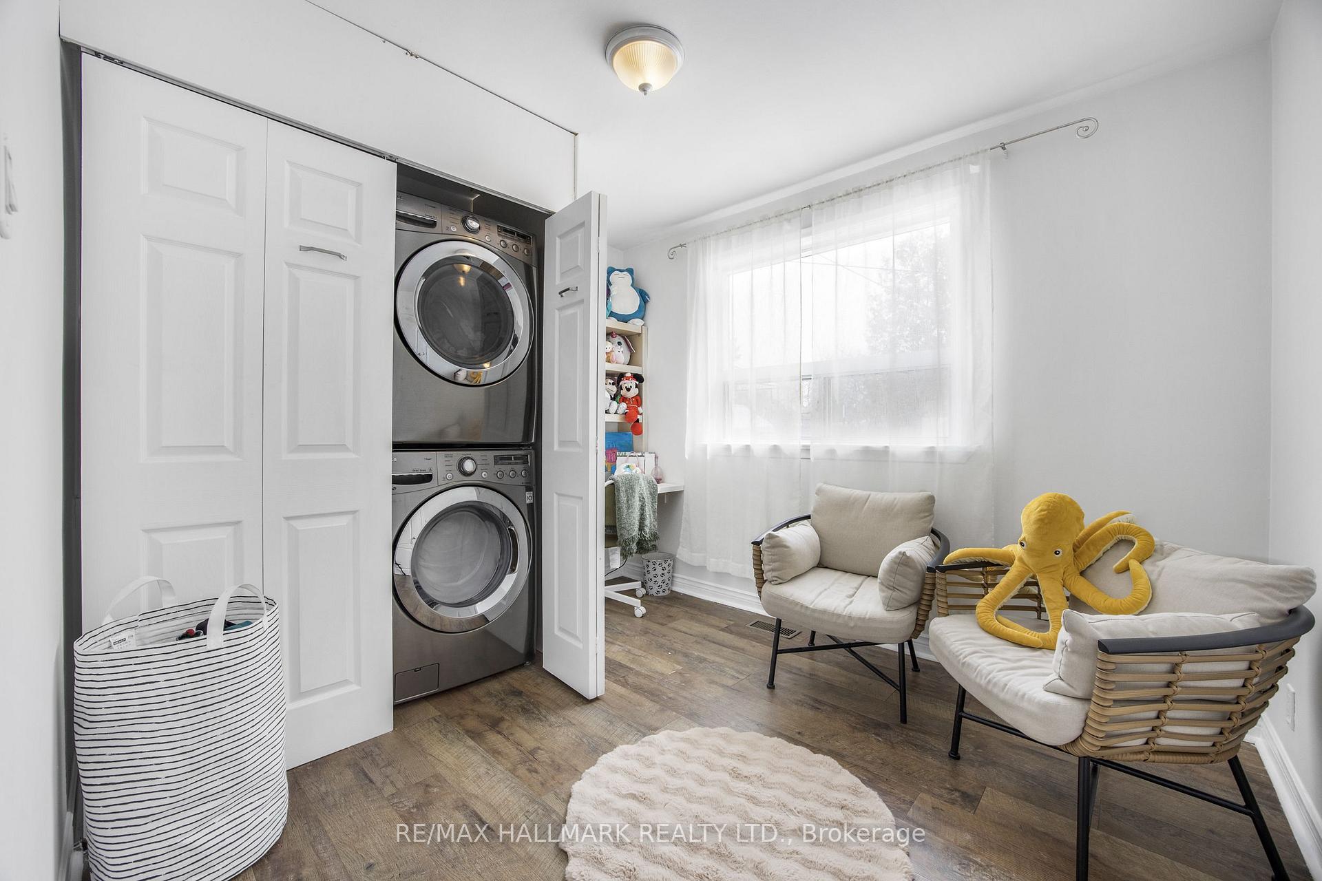 Photo 18 of 33 Patrick Drive, Aurora, Aurora Highlands — HOMEH