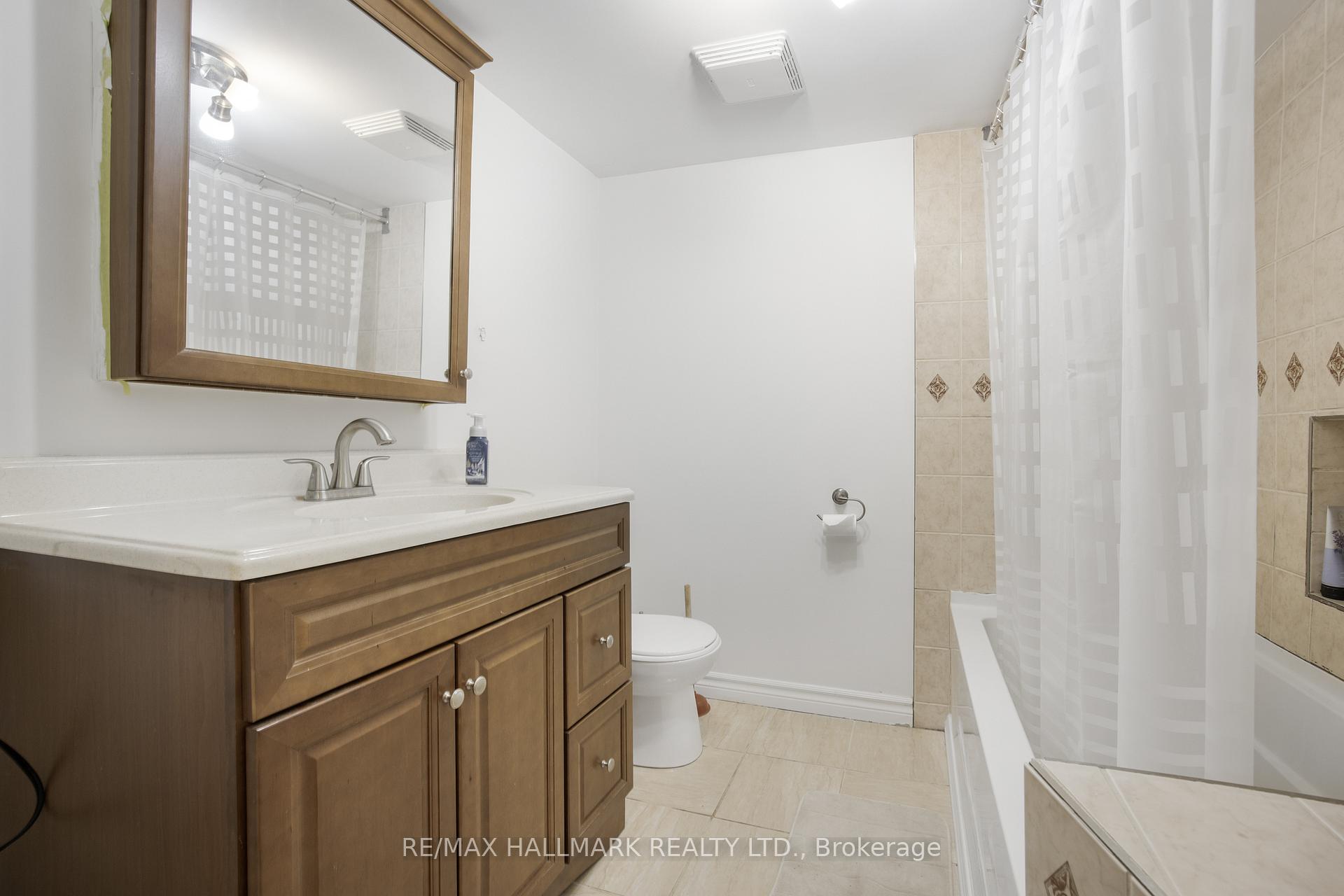 Photo 27 of 33 Patrick Drive, Aurora, Aurora Highlands — HOMEH