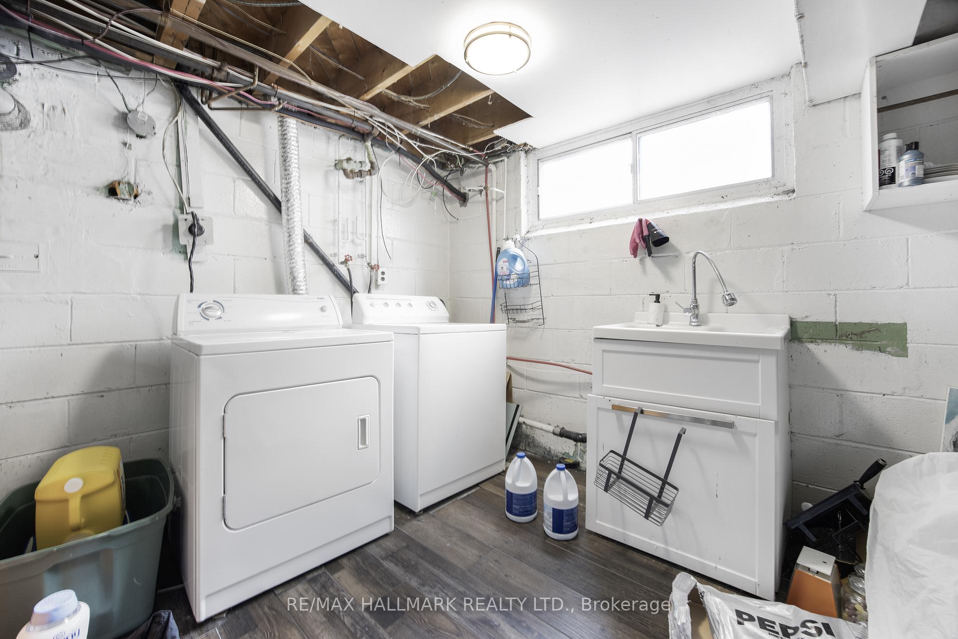 Photo 28 of 33 Patrick Drive, Aurora, Aurora Highlands — HOMEH